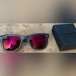 Rayban folding wayfarer only worn a couple times